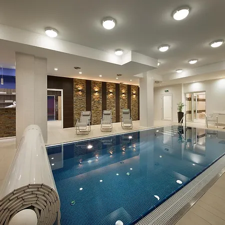 Hotel Ea Kraskov 4*