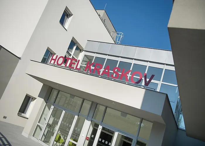 Hotel Ea Kraskov Starý Dvůr